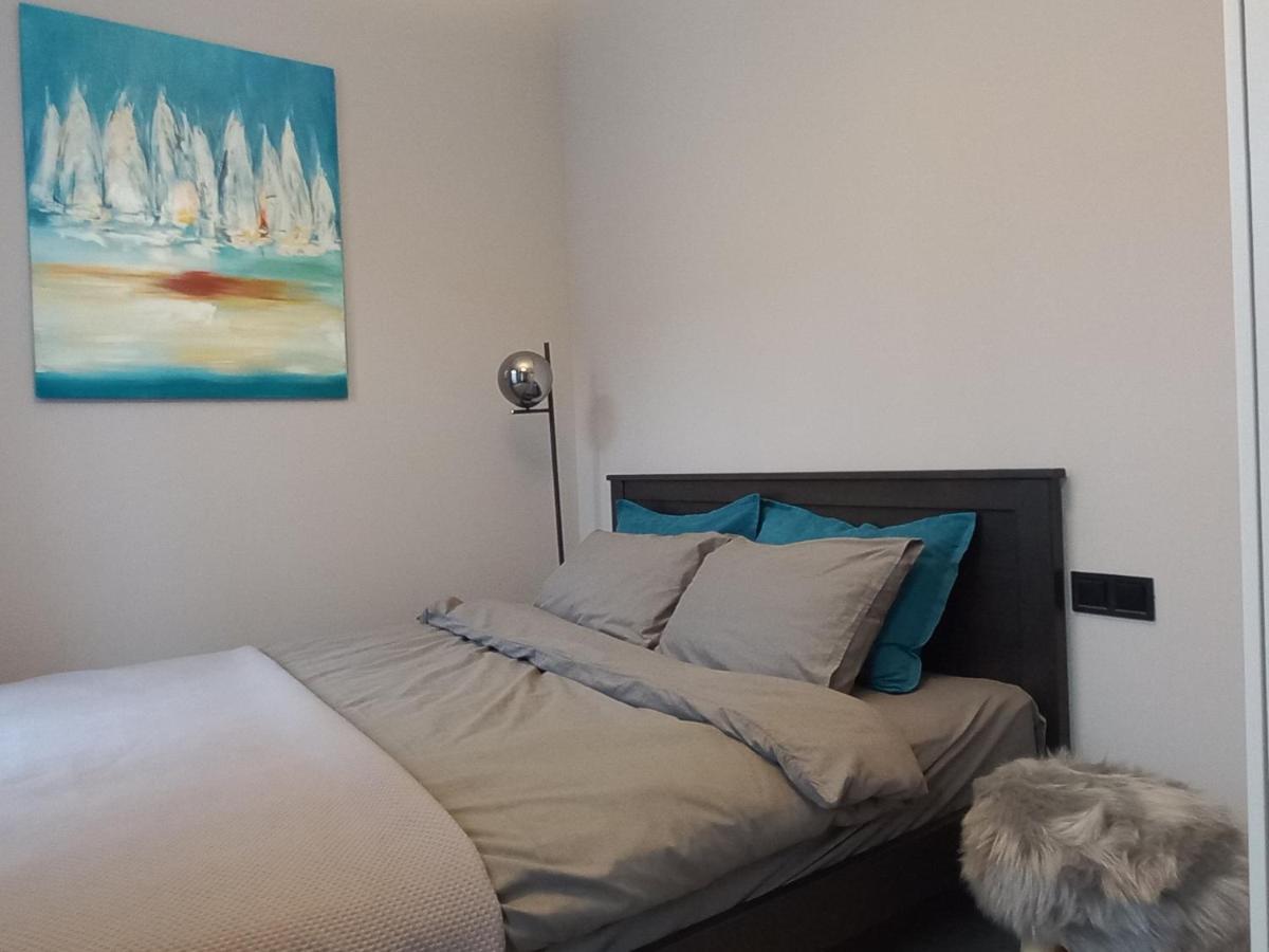 Apartmán Квартира С Балконом И 2 Спальнями "Na Knyazheskoy" Oděsa Exteriér fotografie