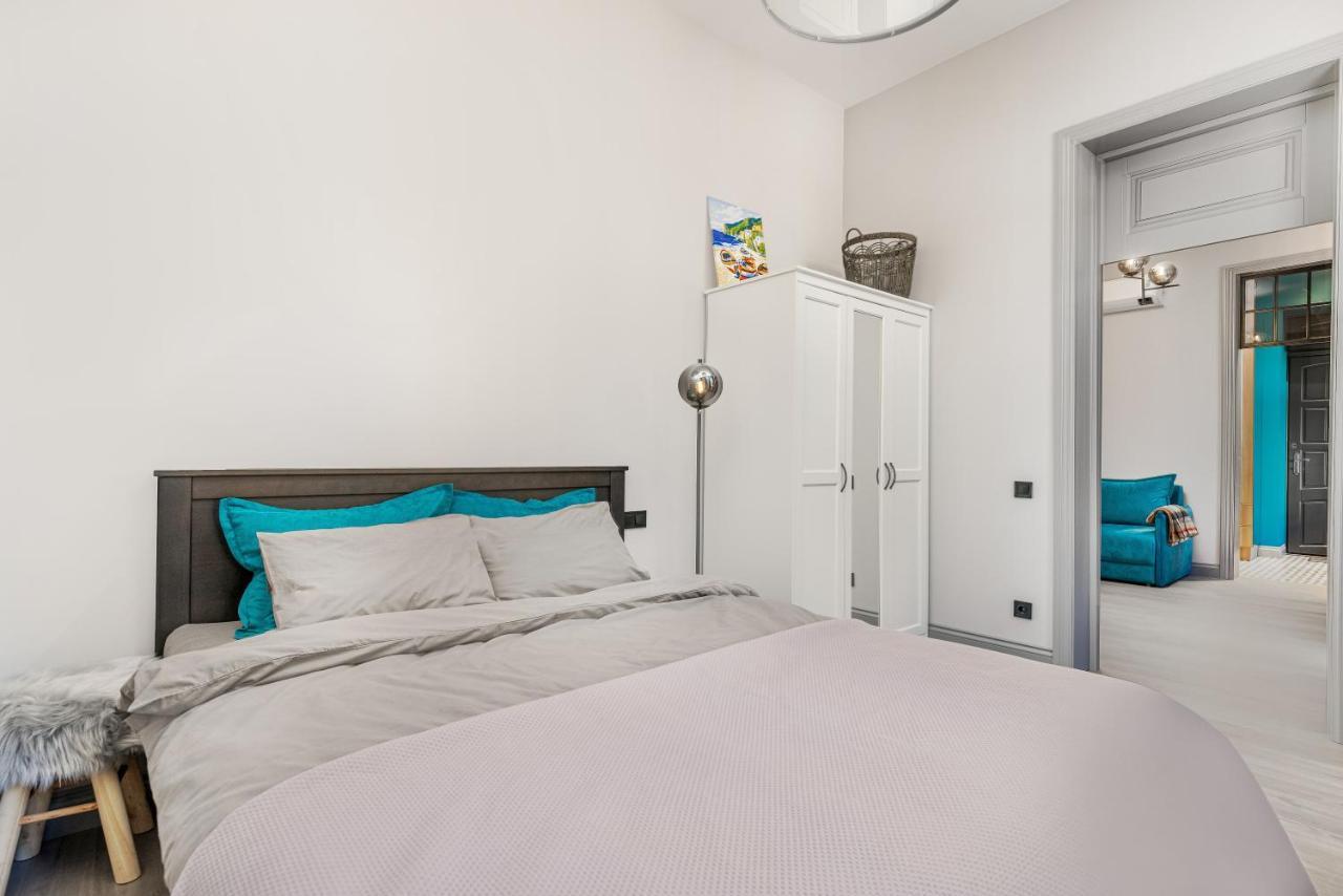 Apartmán Квартира С Балконом И 2 Спальнями "Na Knyazheskoy" Oděsa Exteriér fotografie