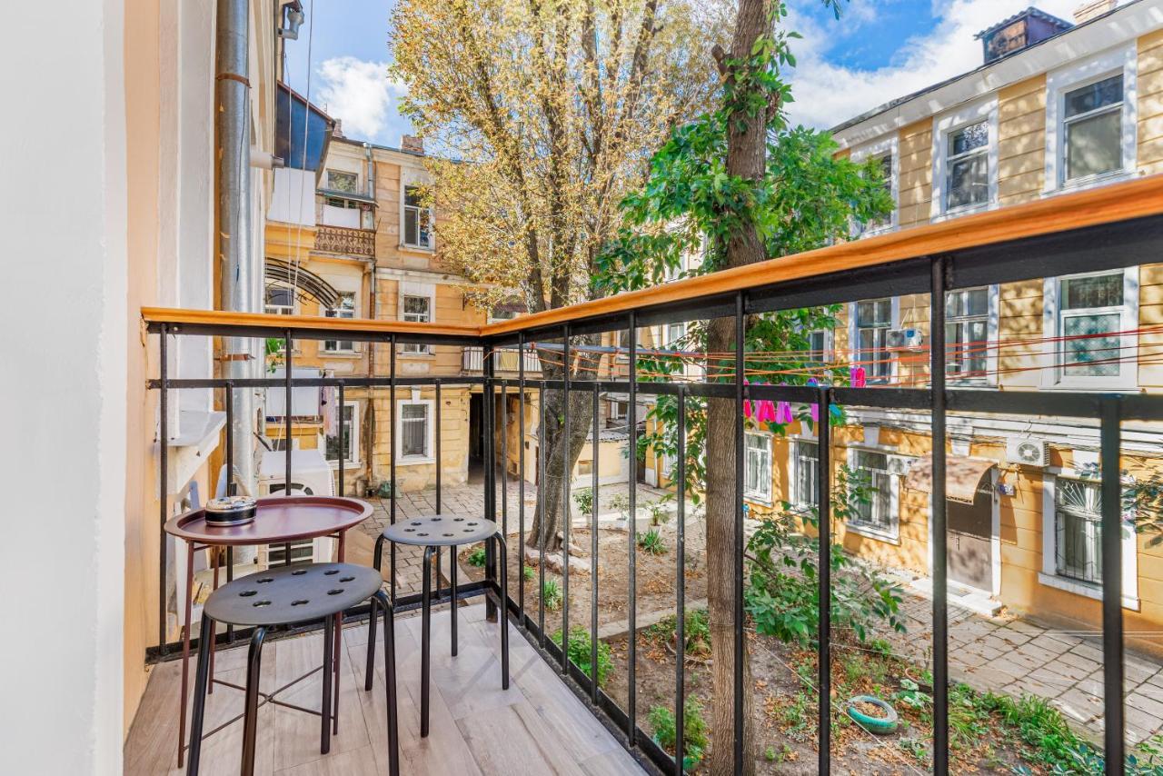 Apartmán Квартира С Балконом И 2 Спальнями "Na Knyazheskoy" Oděsa Exteriér fotografie
