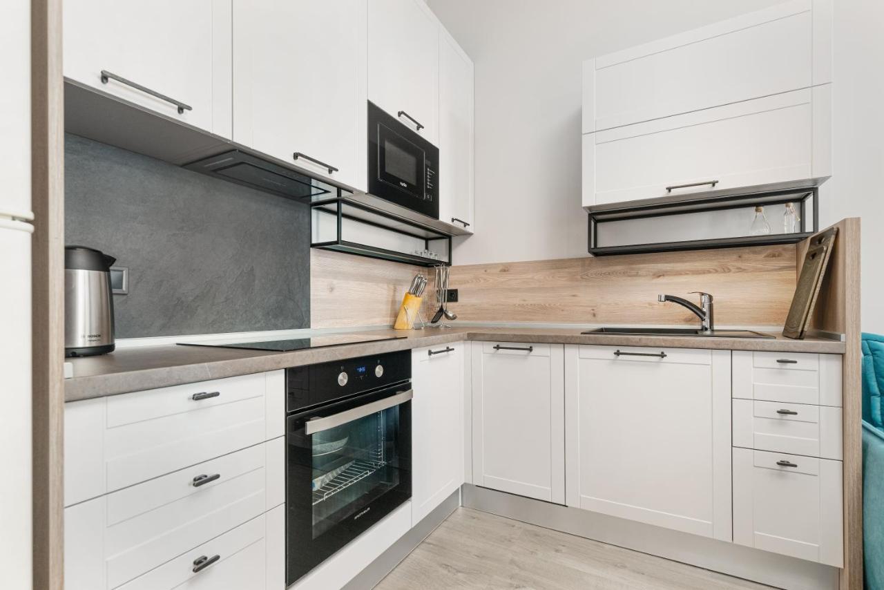 Apartmán Квартира С Балконом И 2 Спальнями "Na Knyazheskoy" Oděsa Exteriér fotografie